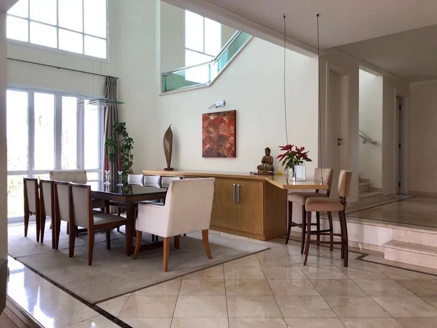 Foto 4 de Casa com 4 quartos à venda e para alugar, 500m2 em Santana De Parnaiba - SP