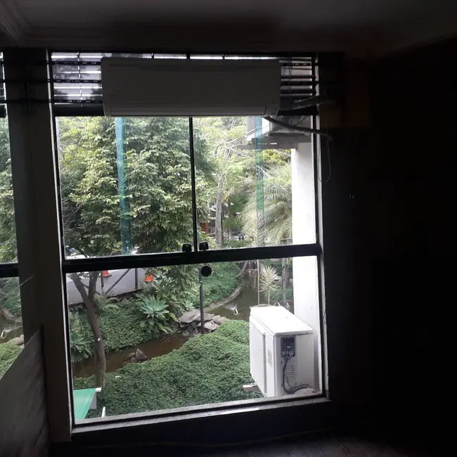 Sala Comercial à venda, 100m2 em Condomínio Centro Comercial Alphaville, Barueri - SP - imagem 9 Foto 9 de Sala Comercial à venda, 100m2 em Condomínio Centro Comercial Alphaville, Barueri - SP