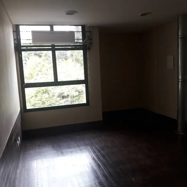 Sala Comercial à venda, 100m2 em Condomínio Centro Comercial Alphaville, Barueri - SP - imagem 7 Foto 7 de Sala Comercial à venda, 100m2 em Condomínio Centro Comercial Alphaville, Barueri - SP