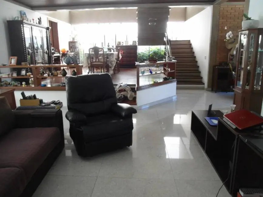 Casa com 3 quartos à venda, 400m2 em Alphaville, Santana De Parnaiba - SP - imagem 7 Foto 7 de Casa com 3 quartos à venda, 400m2 em Alphaville, Santana De Parnaiba - SP
