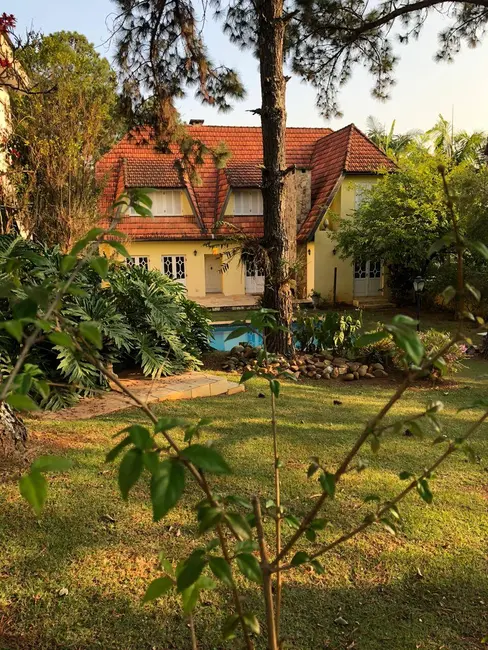 Casa com 4 quartos à venda, 320m2 em Alphaville, Santana De Parnaiba - SP - imagem 3 Foto 3 de Casa com 4 quartos à venda, 320m2 em Alphaville, Santana De Parnaiba - SP