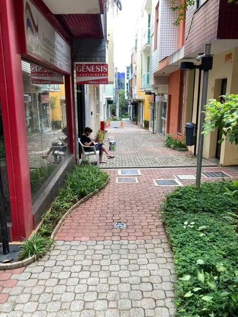 Foto 1 de Terreno / Lote à venda, 32m2 em Condomínio Centro Comercial Alphaville, Barueri - SP