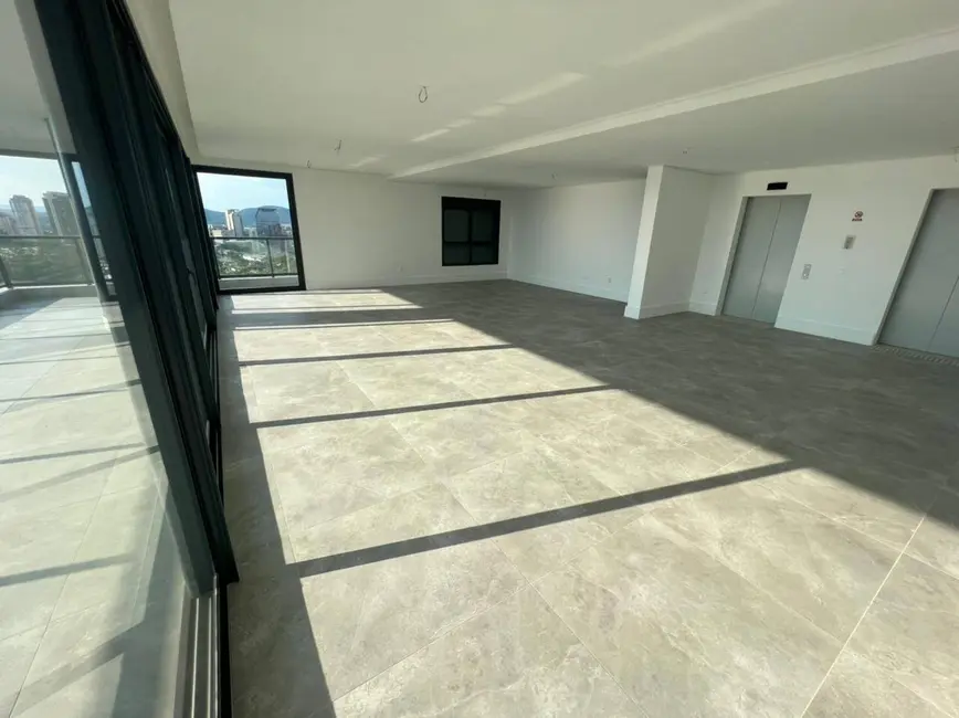 Foto 1 de Apartamento com 3 quartos à venda e para alugar, 344m2 em Barueri - SP