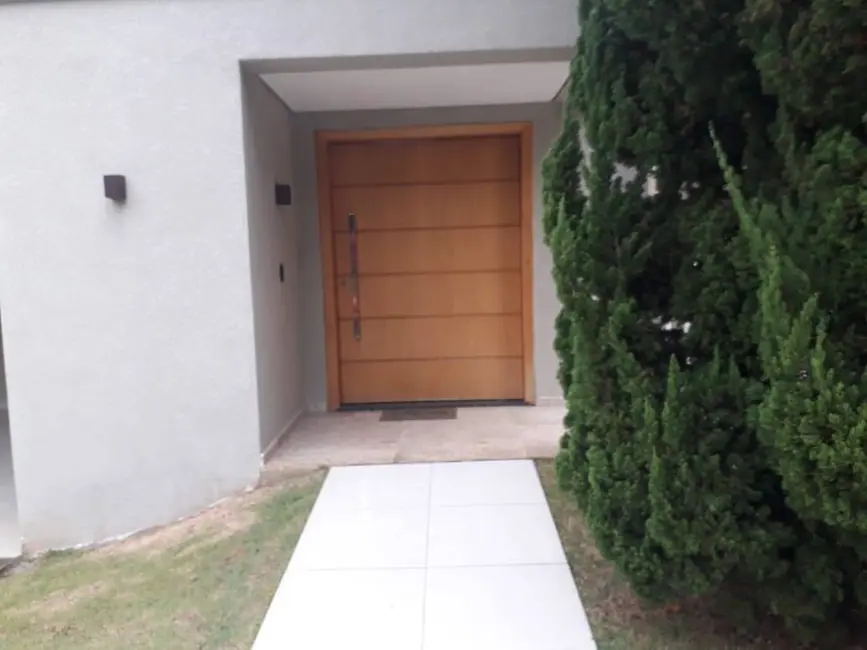 Foto 2 de Casa com 4 quartos à venda e para alugar, 400m2 em Santana De Parnaiba - SP