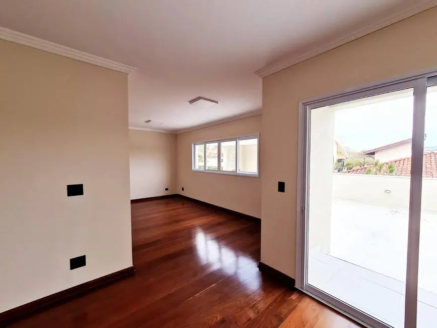 Foto 3 de Casa com 4 quartos à venda e para alugar, 400m2 em Santana De Parnaiba - SP