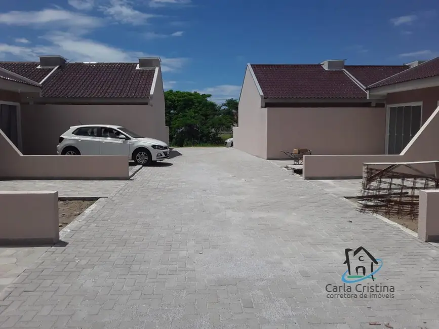 Foto 3 de Casa de Condomínio com 2 quartos à venda, 46m2 em Shangri-la, Pontal Do Parana - PR