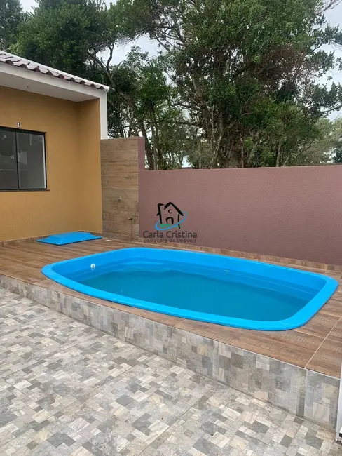 Foto 4 de Casa com 2 quartos à venda, 54m2 em Matinhos - PR
