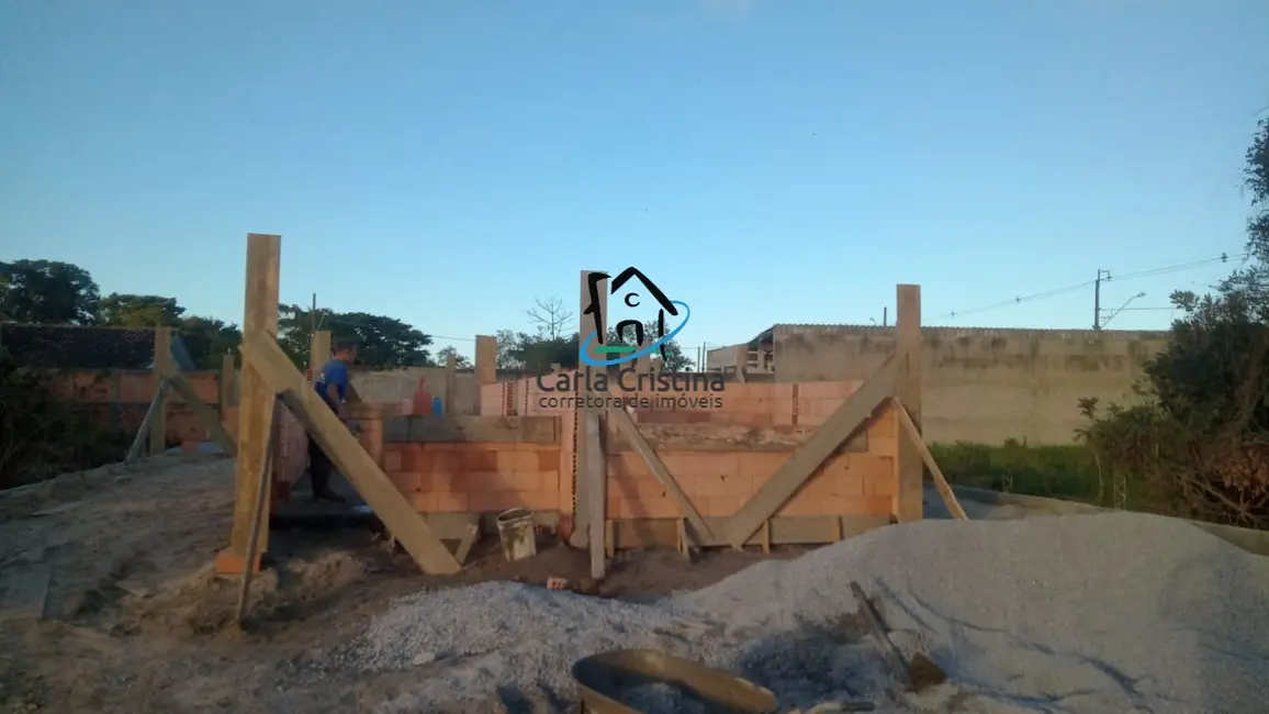 Foto 9 de Casa com 2 quartos à venda, 44m2 em Matinhos - PR