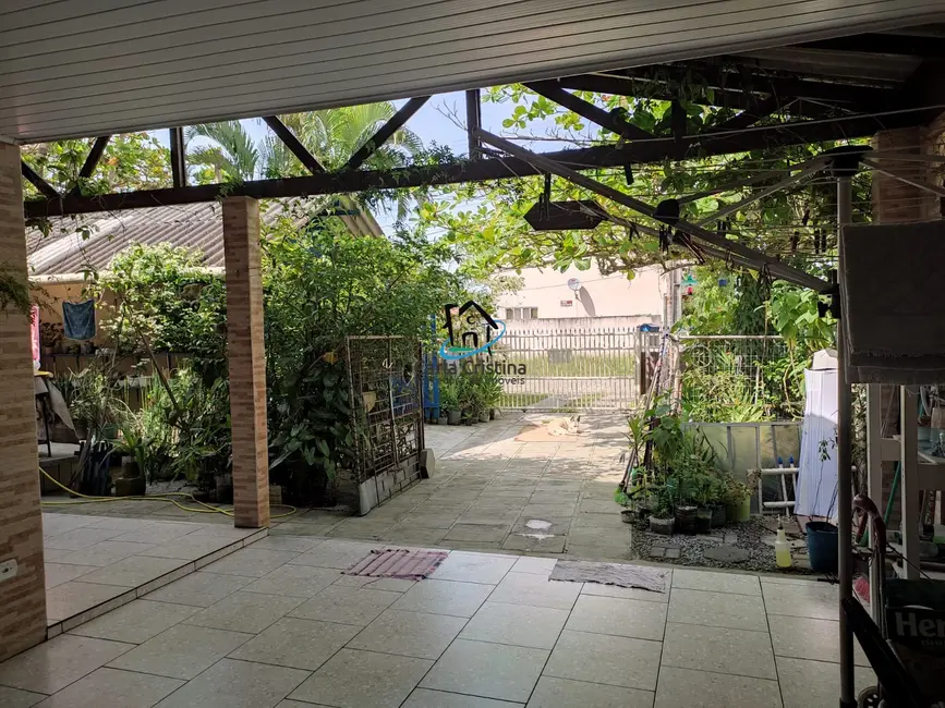 Foto 4 de Casa com 3 quartos à venda, 110m2 em Pontal Do Parana - PR