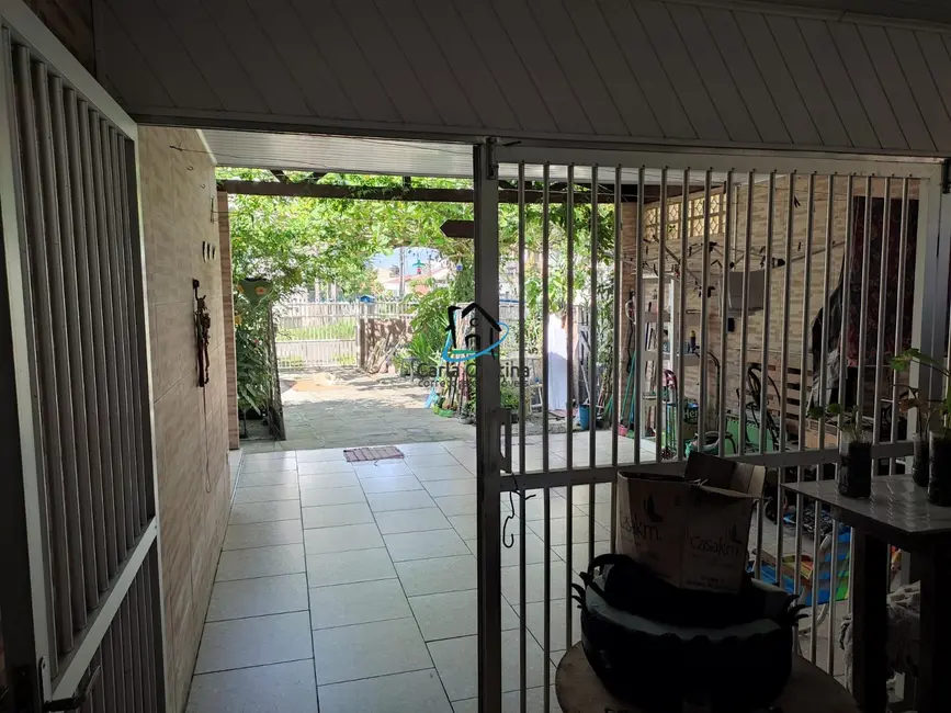 Foto 5 de Casa com 3 quartos à venda, 110m2 em Pontal Do Parana - PR