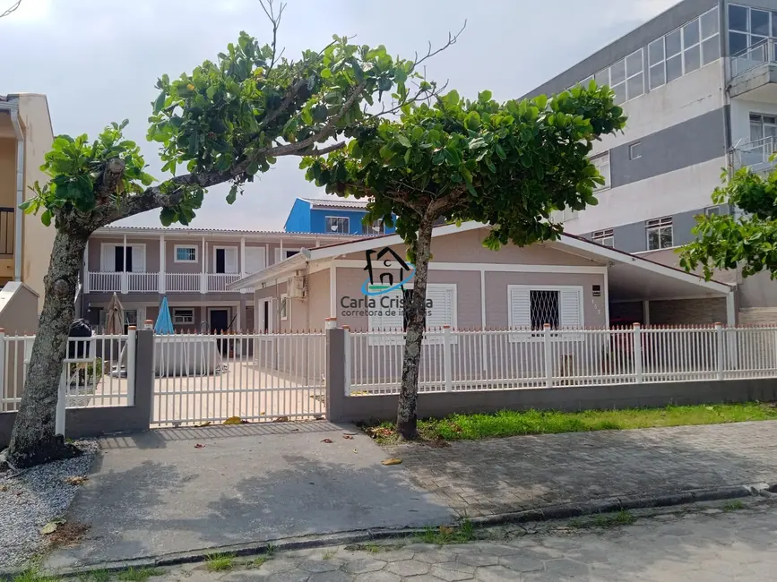 Foto 1 de Casa com 6 quartos à venda, 295m2 em Pontal Do Parana - PR