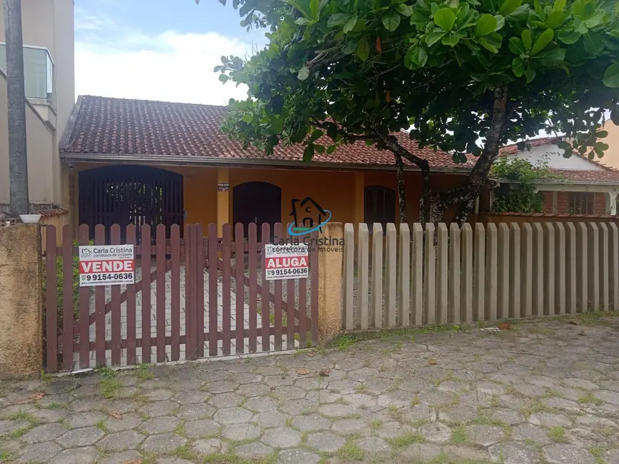 Foto 2 de Casa com 3 quartos à venda, 147m2 em Pontal Do Parana - PR