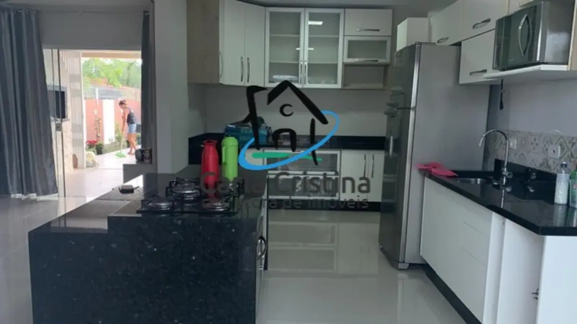 Foto 5 de Casa com 3 quartos à venda, 120m2 em Matinhos - PR