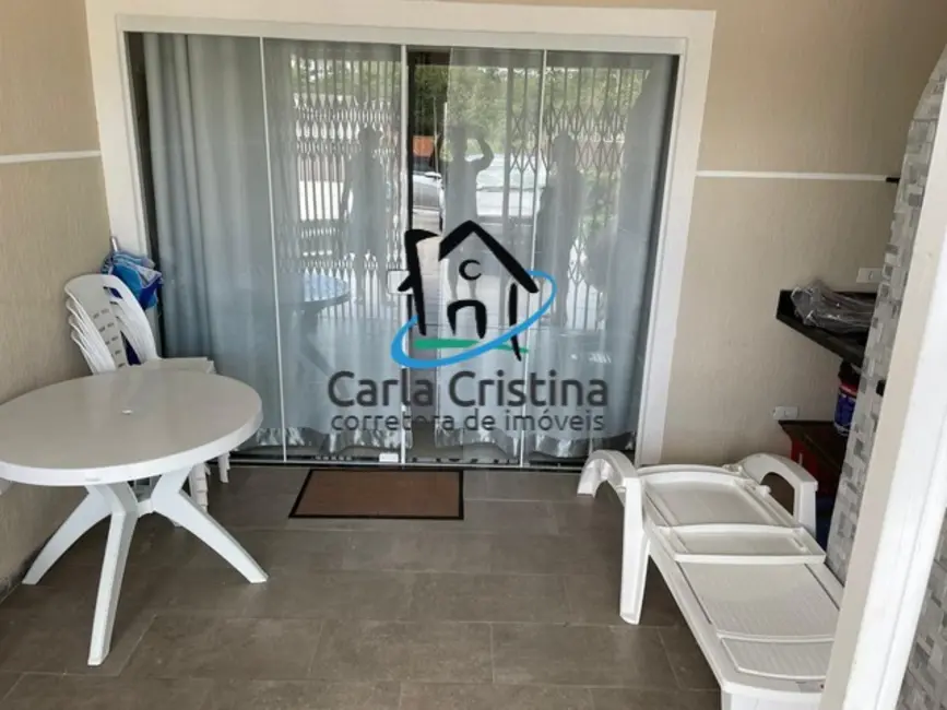 Foto 1 de Casa com 3 quartos à venda, 120m2 em Matinhos - PR