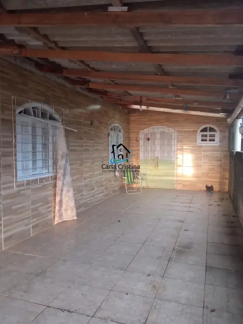 Foto 4 de Casa com 2 quartos à venda, 60m2 em Matinhos - PR