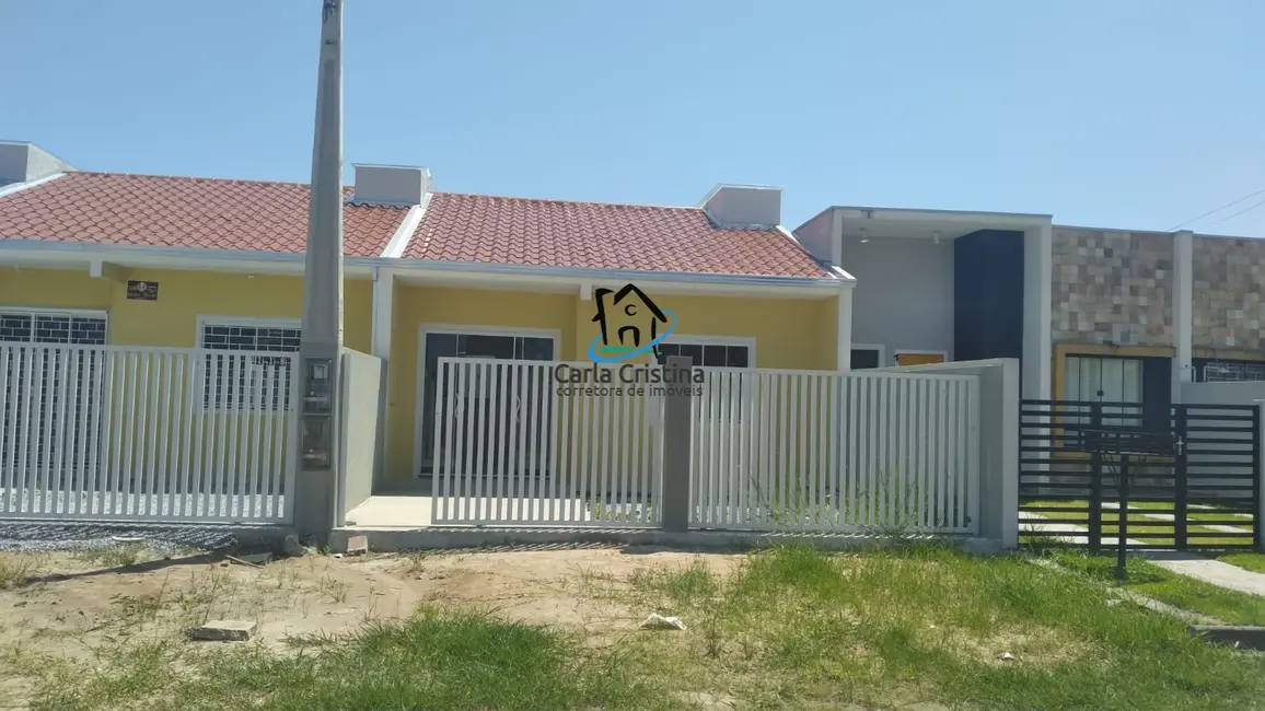 Foto 2 de Casa com 2 quartos à venda, 51m2 em Matinhos - PR