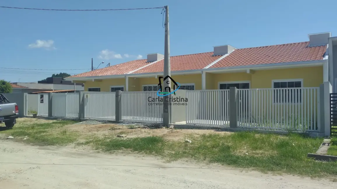 Foto 1 de Casa com 2 quartos à venda, 51m2 em Matinhos - PR