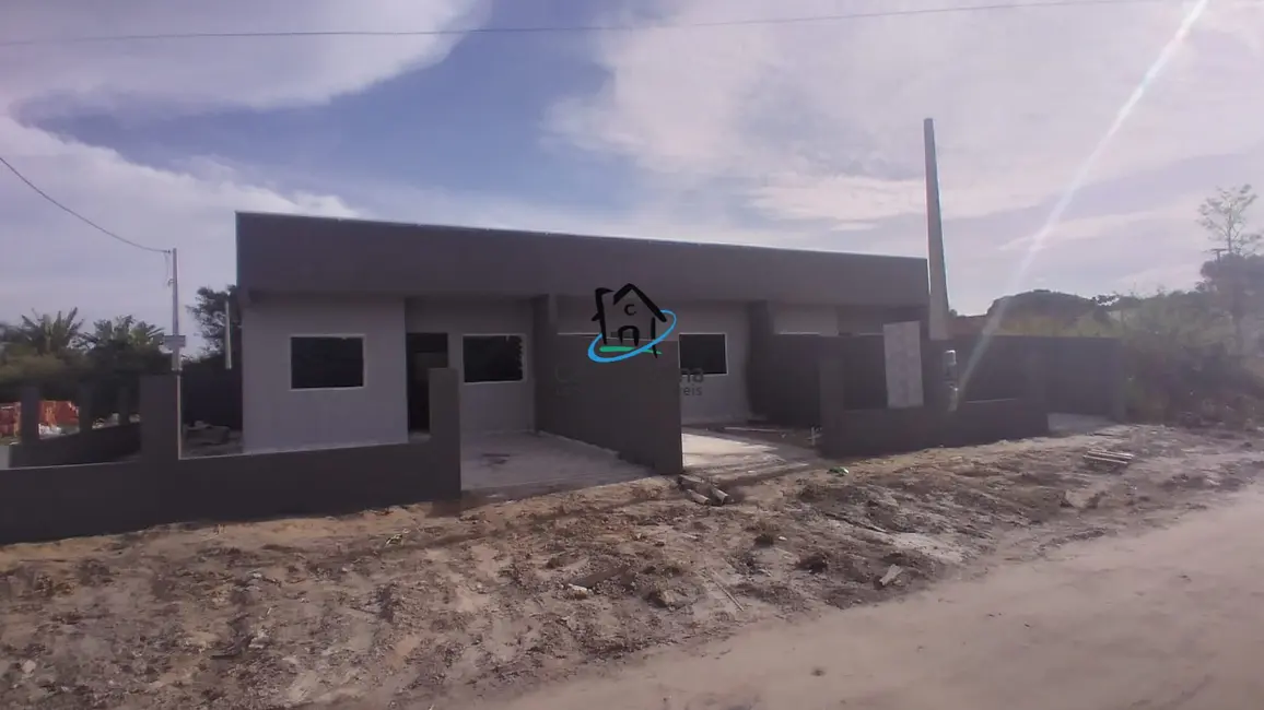 Foto 2 de Casa com 2 quartos à venda, 63m2 em Pontal do Sul, Pontal Do Parana - PR