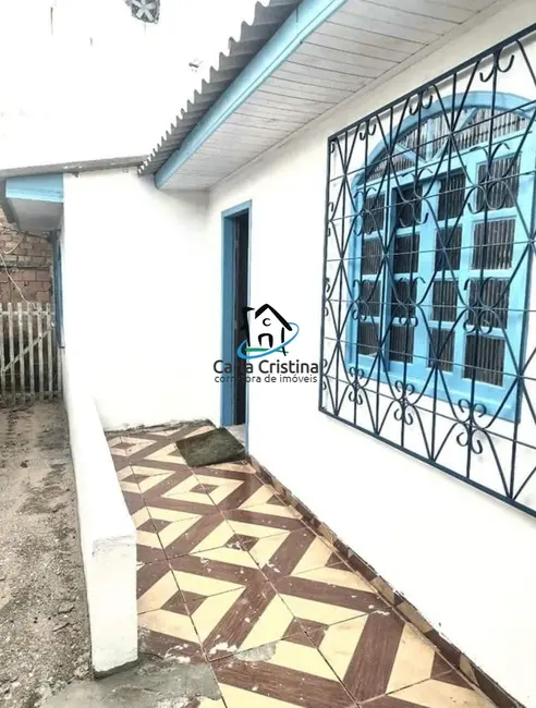 Casa com 3 quartos à venda, 120m2 em Jardim América, Paranagua - PR - imagem 4 Foto 4 de Casa com 3 quartos à venda, 120m2 em Jardim América, Paranagua - PR