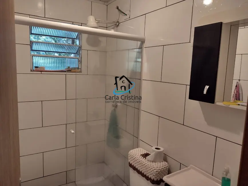 Chácara com 2 quartos à venda, 130m2 em Campo Magro - PR - imagem 9 Foto 9 de Chácara com 2 quartos à venda, 130m2 em Campo Magro - PR