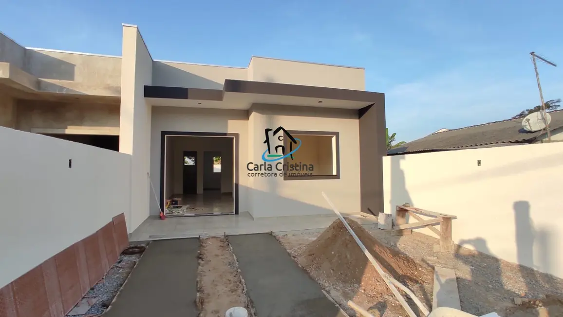 Foto 3 de Casa com 2 quartos à venda, 54m2 em Matinhos - PR