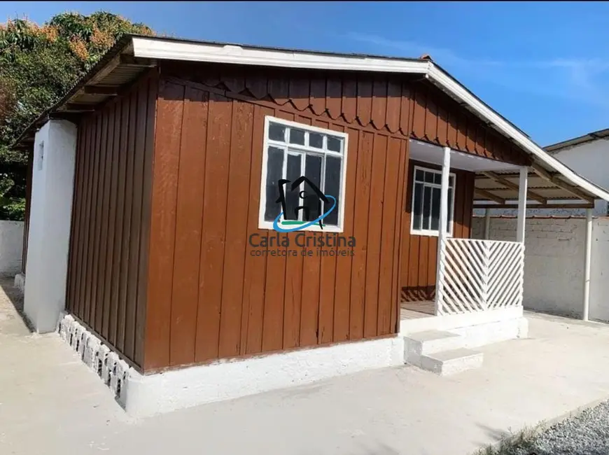 Foto 1 de Casa com 2 quartos à venda, 90m2 em Matinhos - PR