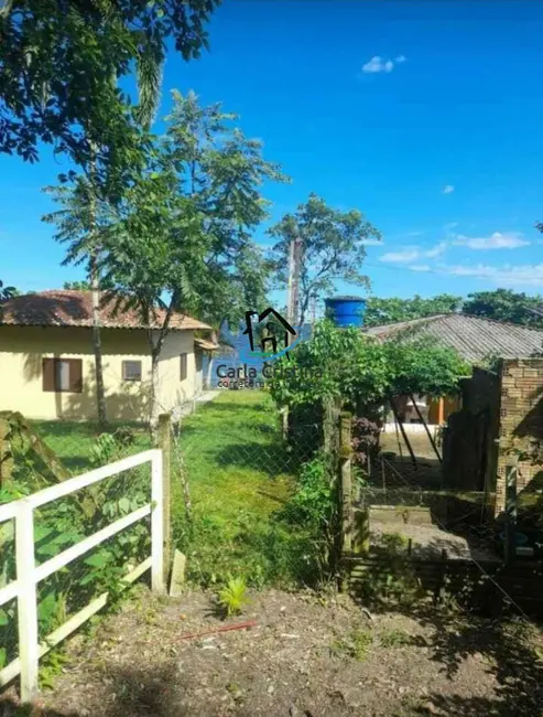 Casa com 3 quartos à venda, 121m2 em Paranagua - PR - imagem 3 Foto 3 de Casa com 3 quartos à venda, 121m2 em Paranagua - PR