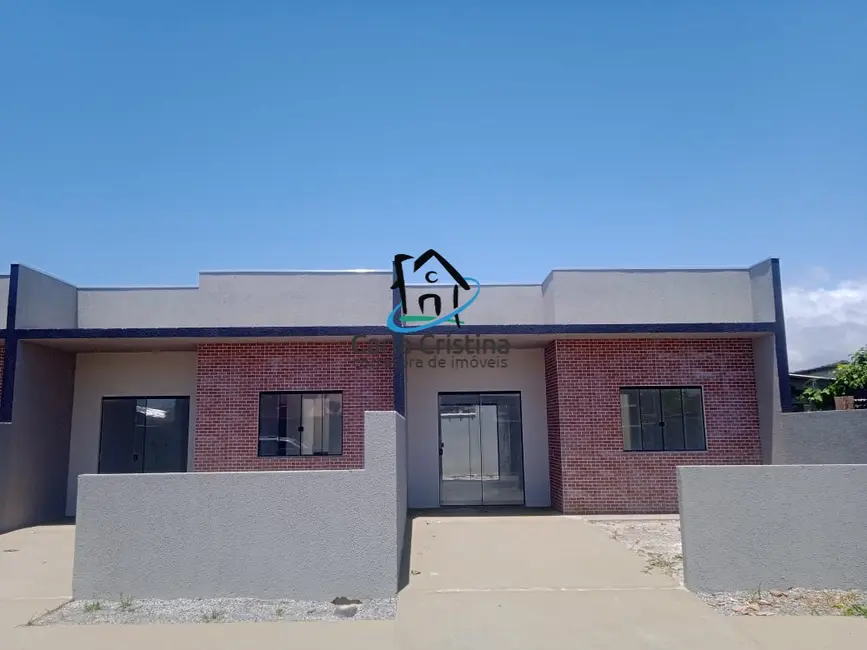 Foto 3 de Casa com 2 quartos à venda, 55m2 em Matinhos - PR