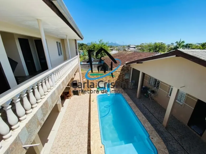 Casa com 5 quartos à venda, 280m2 em Matinhos - PR - imagem 8 Foto 8 de Casa com 5 quartos à venda, 280m2 em Matinhos - PR