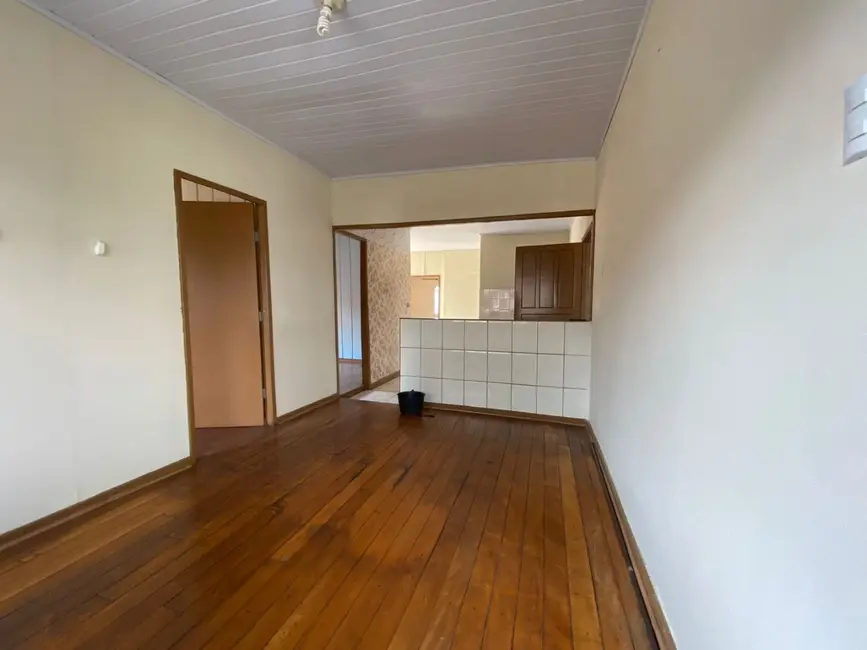 Casa com 3 quartos à venda, 300m2 em Helena, Londrina - PR - imagem 3 Foto 3 de Casa com 3 quartos à venda, 300m2 em Helena, Londrina - PR