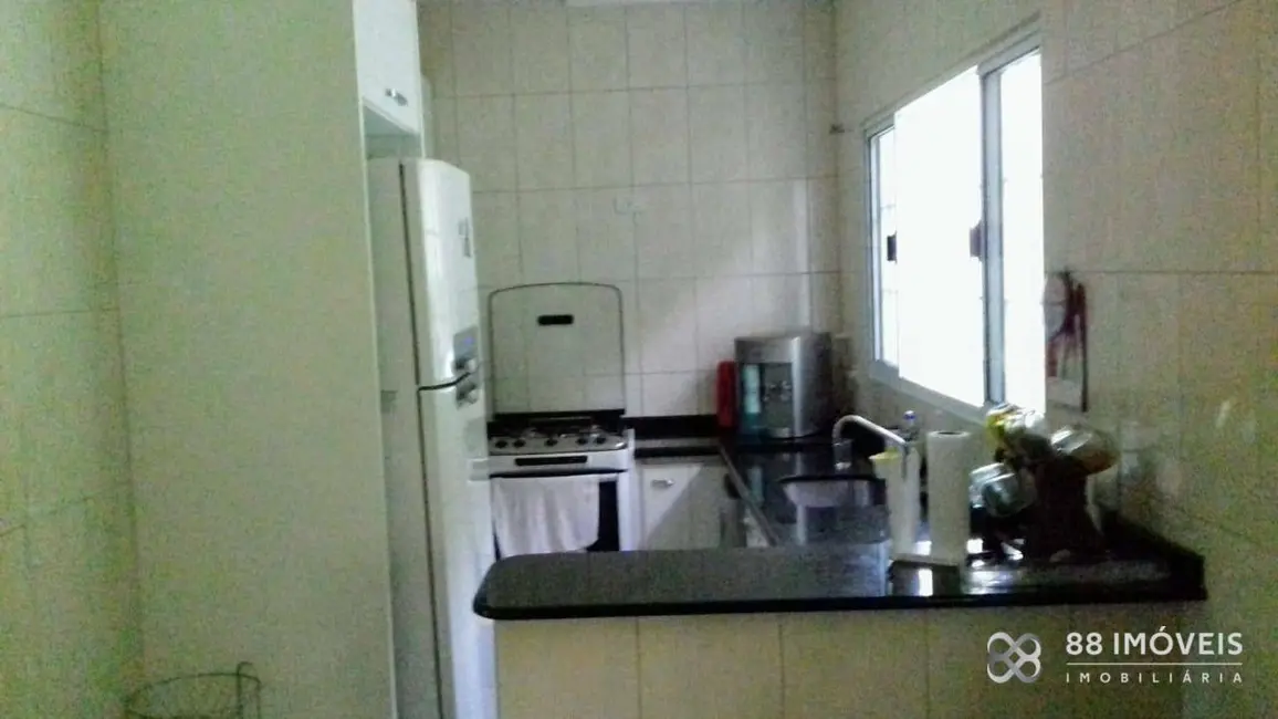 Casa com 4 quartos à venda, 448m2 em Londrina - PR - imagem 9 Foto 9 de Casa com 4 quartos à venda, 448m2 em Londrina - PR