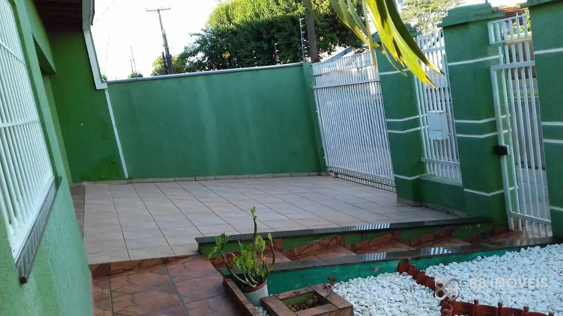 Casa com 4 quartos à venda, 448m2 em Londrina - PR - imagem 3 Foto 3 de Casa com 4 quartos à venda, 448m2 em Londrina - PR