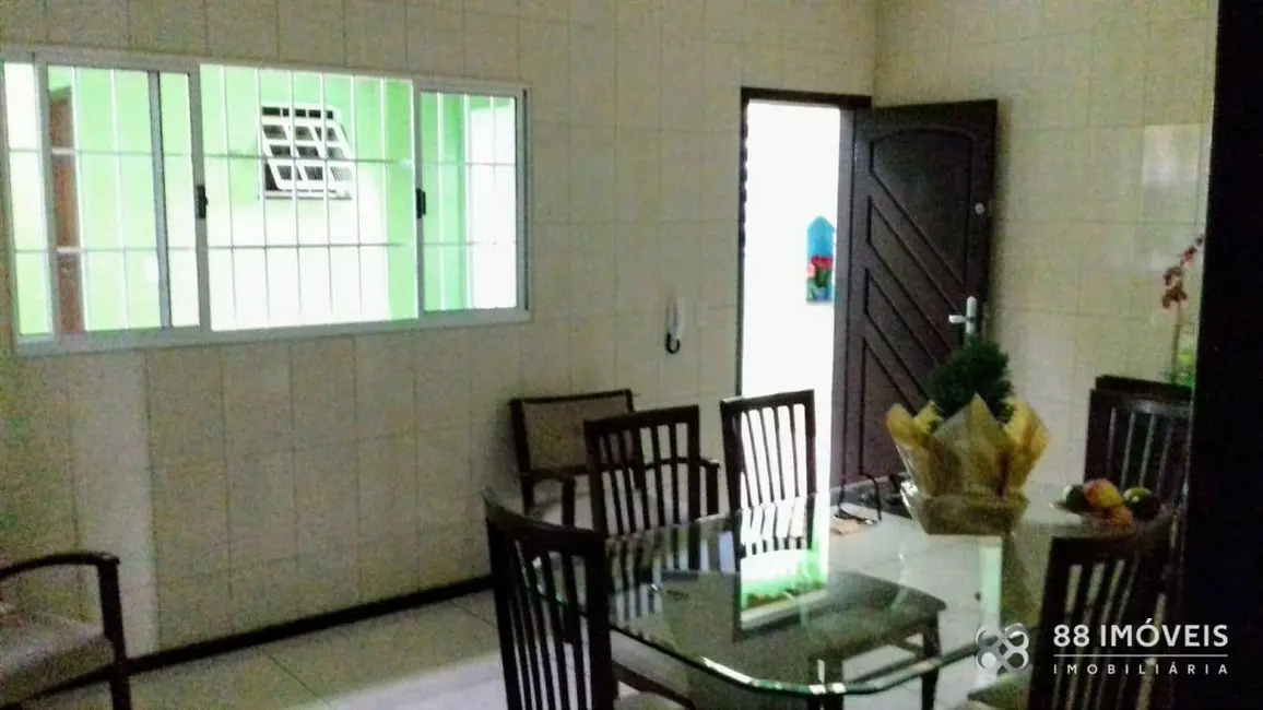 Casa com 4 quartos à venda, 448m2 em Londrina - PR - imagem 7 Foto 7 de Casa com 4 quartos à venda, 448m2 em Londrina - PR