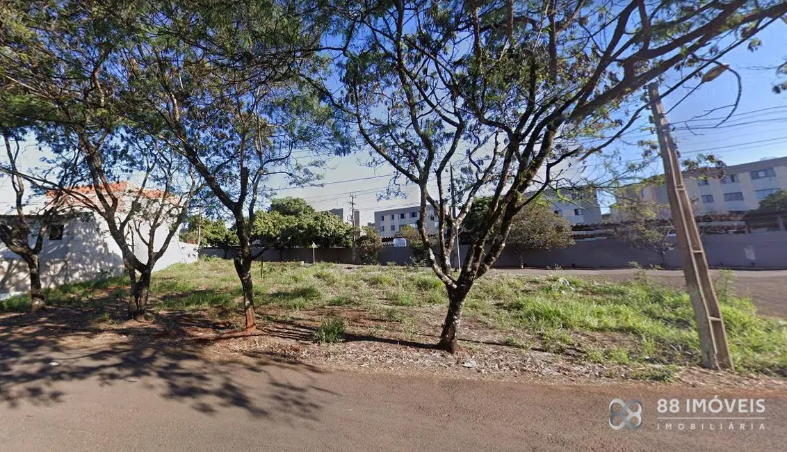 Foto 1 de Terreno / Lote à venda, 518m2 em Monte Belo, Londrina - PR