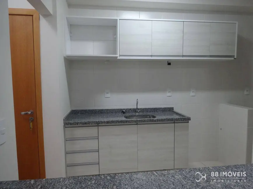 Apartamento com 3 quartos à venda, 92m2 em Vivendas do Arvoredo, Londrina - PR - imagem 7 Foto 7 de Apartamento com 3 quartos à venda, 92m2 em Vivendas do Arvoredo, Londrina - PR