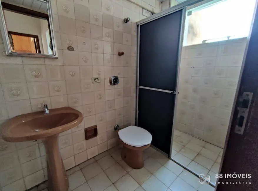 Apartamento com 2 quartos à venda, 49m2 em Centro, Londrina - PR - imagem 8 Foto 8 de Apartamento com 2 quartos à venda, 49m2 em Centro, Londrina - PR