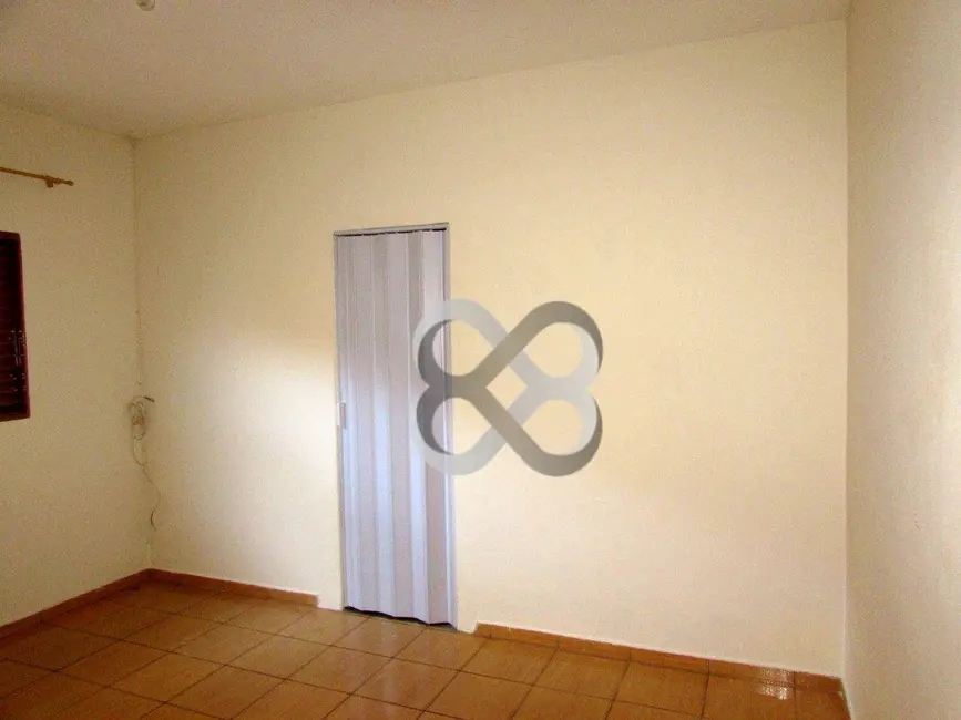 Casa com 3 quartos à venda, 300m2 em Leonor, Londrina - PR - imagem 7 Foto 7 de Casa com 3 quartos à venda, 300m2 em Leonor, Londrina - PR