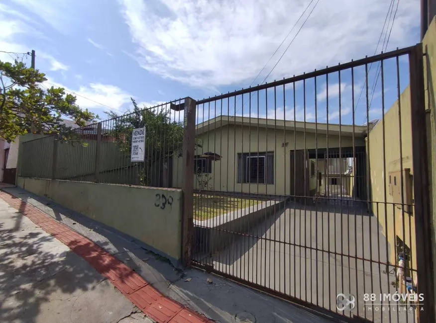 Foto 2 de Casa com 3 quartos à venda, 456m2 em Vila Santa Terezinha, Londrina - PR