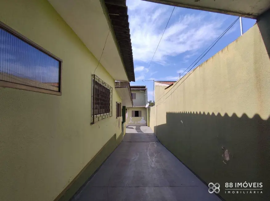 Casa com 3 quartos à venda, 456m2 em Vila Santa Terezinha, Londrina - PR - imagem 4 Foto 4 de Casa com 3 quartos à venda, 456m2 em Vila Santa Terezinha, Londrina - PR