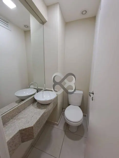 Apartamento com 3 quartos para alugar, 168m2 em Londrina - PR - imagem 8 Foto 8 de Apartamento com 3 quartos para alugar, 168m2 em Londrina - PR