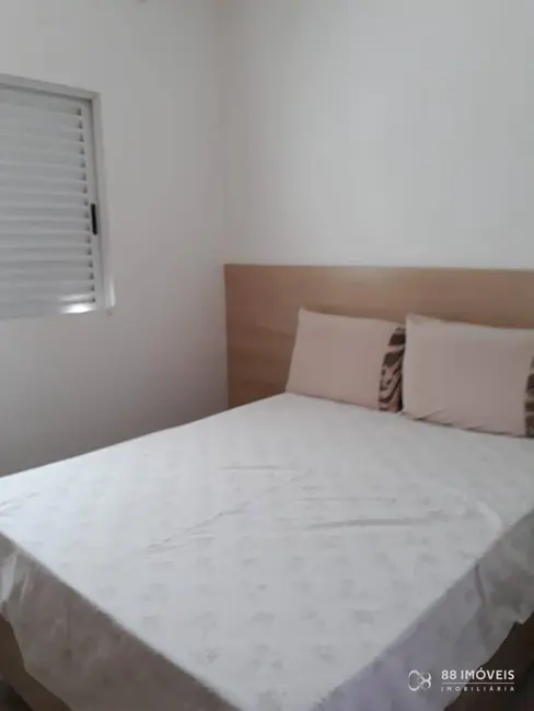 Foto 6 de Apartamento com 3 quartos à venda, 106m2 em Vitória, Londrina - PR