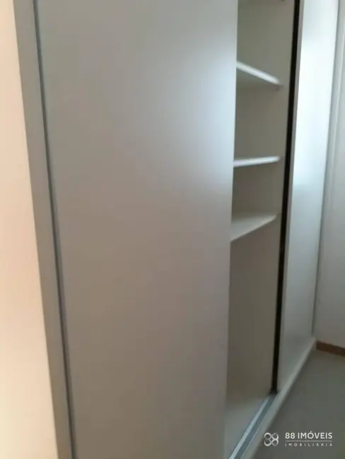 Foto 9 de Apartamento com 3 quartos à venda, 106m2 em Vitória, Londrina - PR