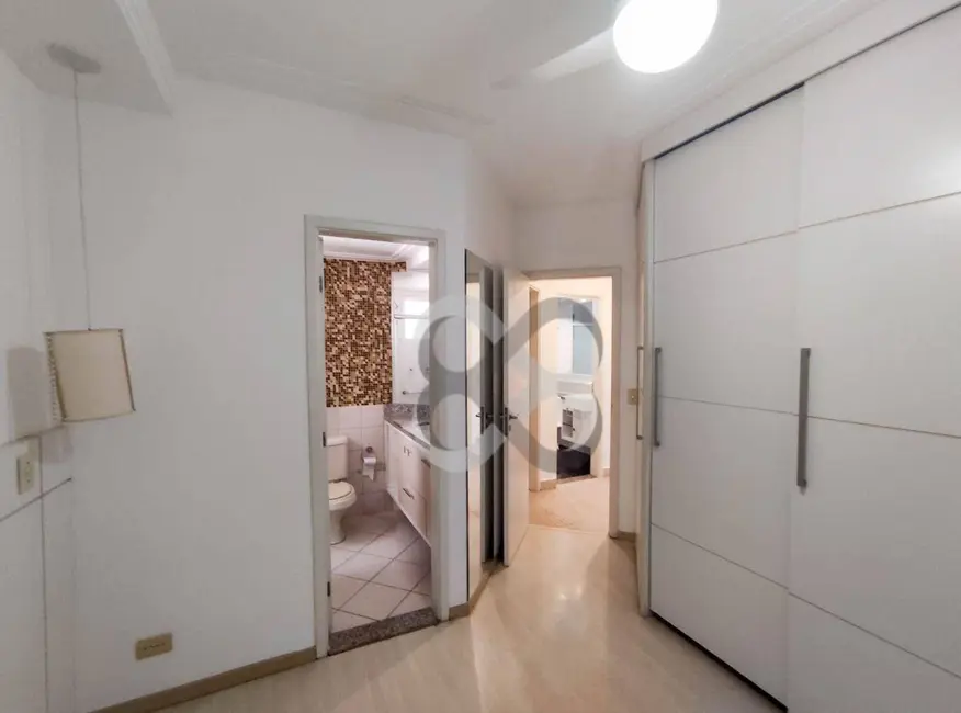 Apartamento com 3 quartos à venda, 132m2 em Londrina - PR - imagem 9 Foto 9 de Apartamento com 3 quartos à venda, 132m2 em Londrina - PR