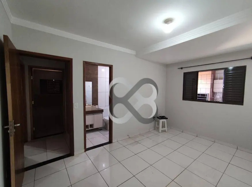 Casa com 3 quartos à venda, 229m2 em Nova Olinda, Londrina - PR - imagem 7 Foto 7 de Casa com 3 quartos à venda, 229m2 em Nova Olinda, Londrina - PR