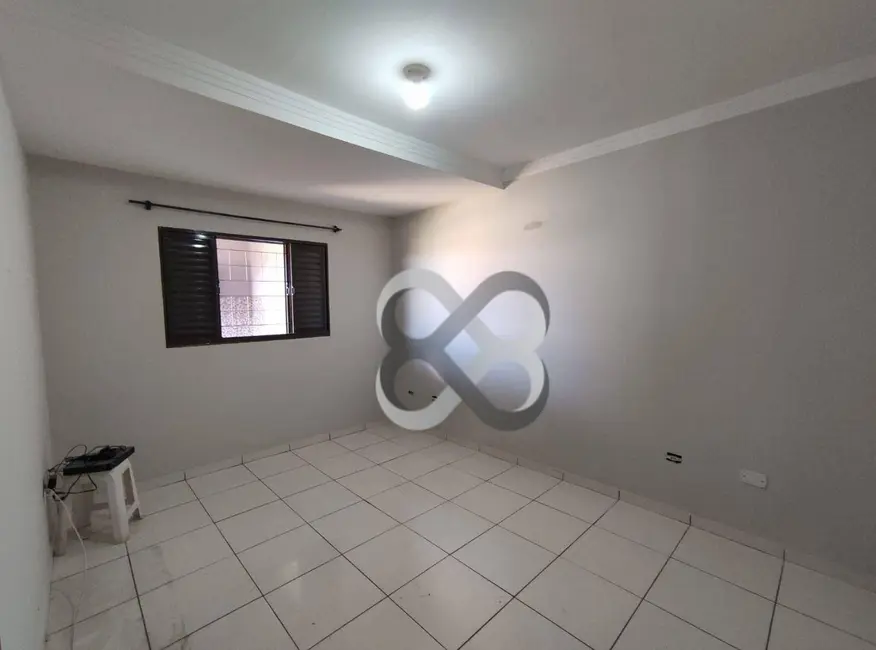 Casa com 3 quartos à venda, 229m2 em Nova Olinda, Londrina - PR - imagem 4 Foto 4 de Casa com 3 quartos à venda, 229m2 em Nova Olinda, Londrina - PR