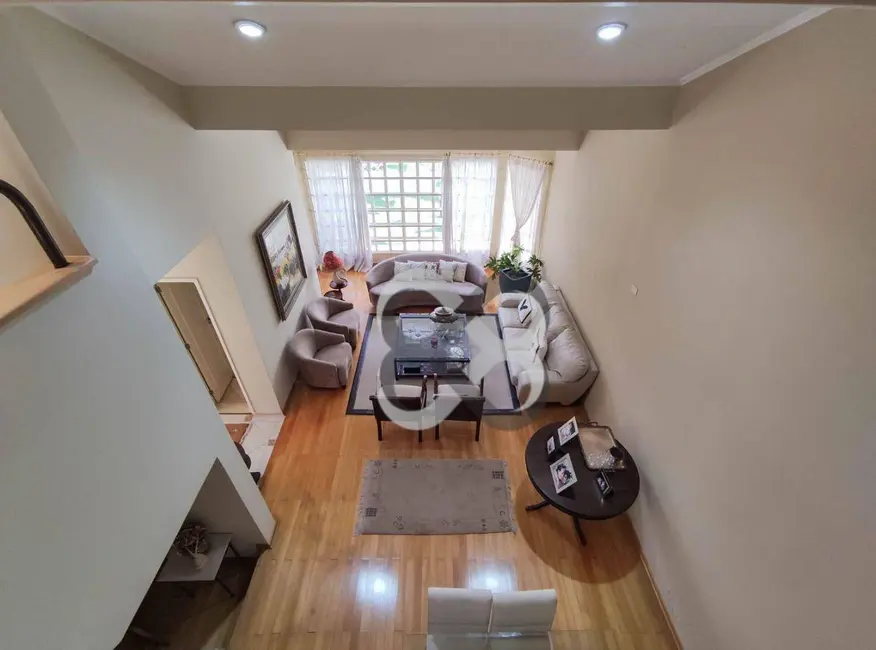 Foto 8 de Sobrado com 4 quartos à venda, 600m2 em Tucano, Londrina - PR