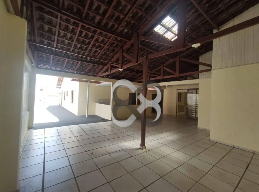 Casa com 5 quartos à venda, 351m2 em Santa Mônica, Londrina - PR - imagem 8 Foto 8 de Casa com 5 quartos à venda, 351m2 em Santa Mônica, Londrina - PR