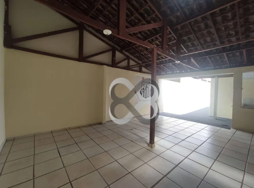 Casa com 5 quartos à venda, 351m2 em Santa Mônica, Londrina - PR - imagem 9 Foto 9 de Casa com 5 quartos à venda, 351m2 em Santa Mônica, Londrina - PR