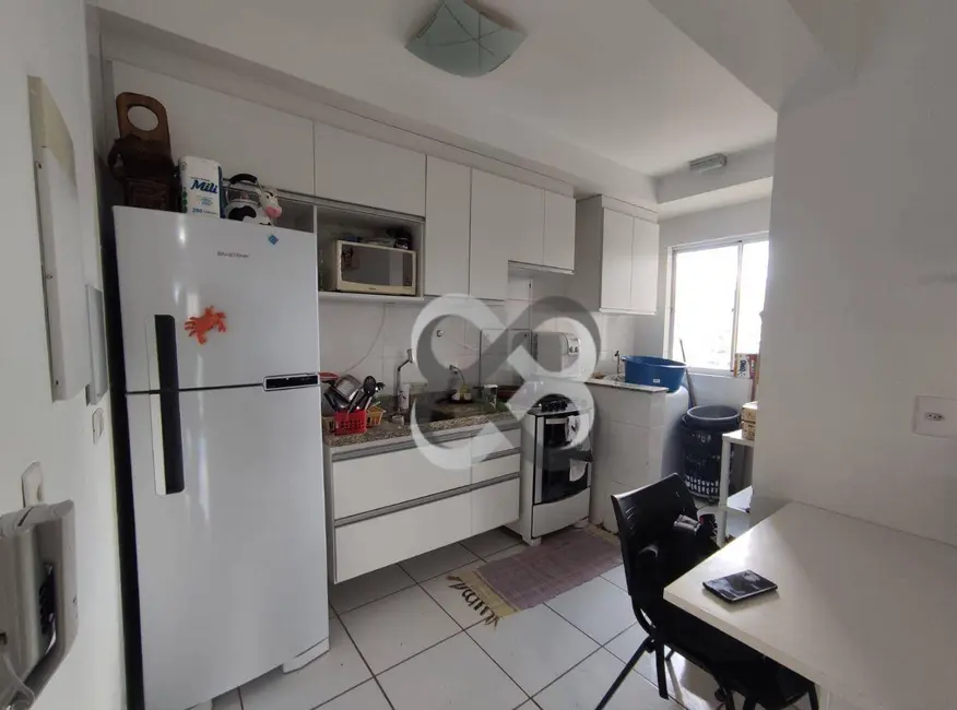 Apartamento com 3 quartos à venda, 124m2 em Centro, Londrina - PR - imagem 8 Foto 8 de Apartamento com 3 quartos à venda, 124m2 em Centro, Londrina - PR
