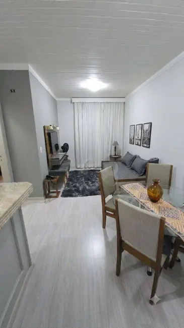 Loft / Flat com 1 quarto para alugar, 98m2 em Centro, Londrina - PR - imagem 2 Foto 2 de Loft / Flat com 1 quarto para alugar, 98m2 em Centro, Londrina - PR